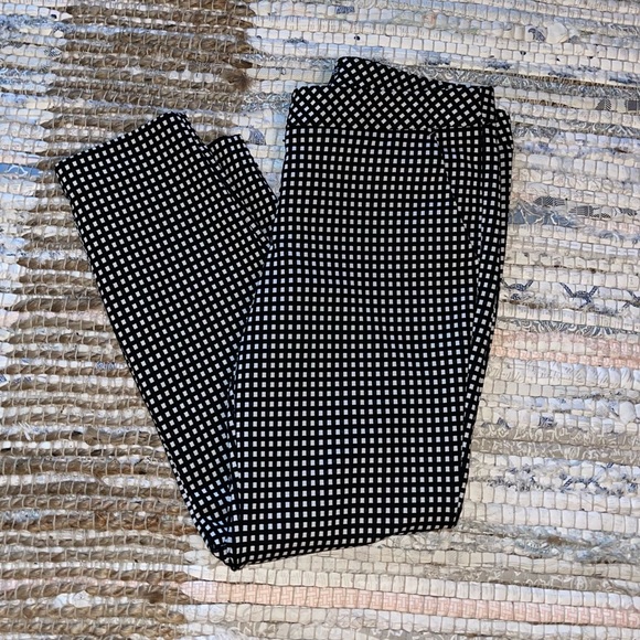 Express Pants - Express Black and white checkered pants